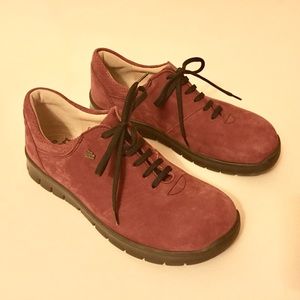 NWOT Finn Comfort Red Suede Shoes